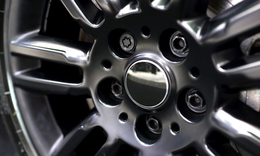 Aluminum Alloy vs. Steel Rims: What’s the Difference