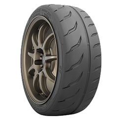 Toyo Proxes R888R 325/30ZR19