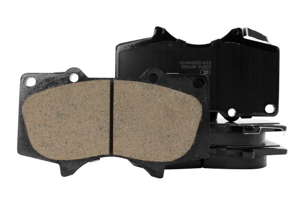 Front Ceramic Brake Pads for 2001-2021 Lexus GX460 GX470 Toyota 4Runner Sequoia FJ Cruiser