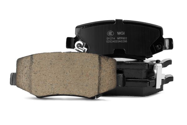 Rear Ceramic Brake Pads for 2007-2018 Dodge Nitro Jeep Liberty Wrangler