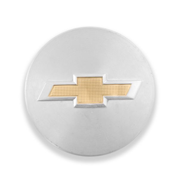 Used OE Genuine Chevrolet Machine w/ Gold Bowtie Logo Center Cap 20997899 for Blazer