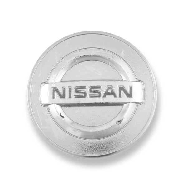 Used OE Genuine Nissan Silver Center Cap 40343-AU51A for Altima Cube Juke