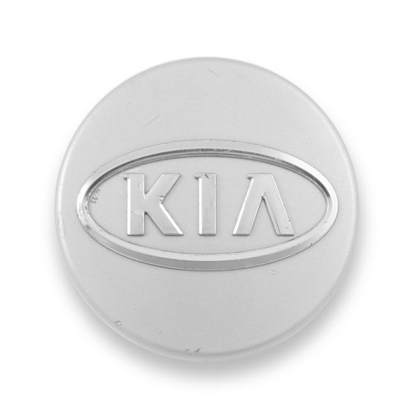 Used OE Genuine Kia Silver w/ Raised Emblem Center Cap 52960-1F250 for Forte