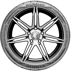 Kumho Ecsta V730 295/30R18XL